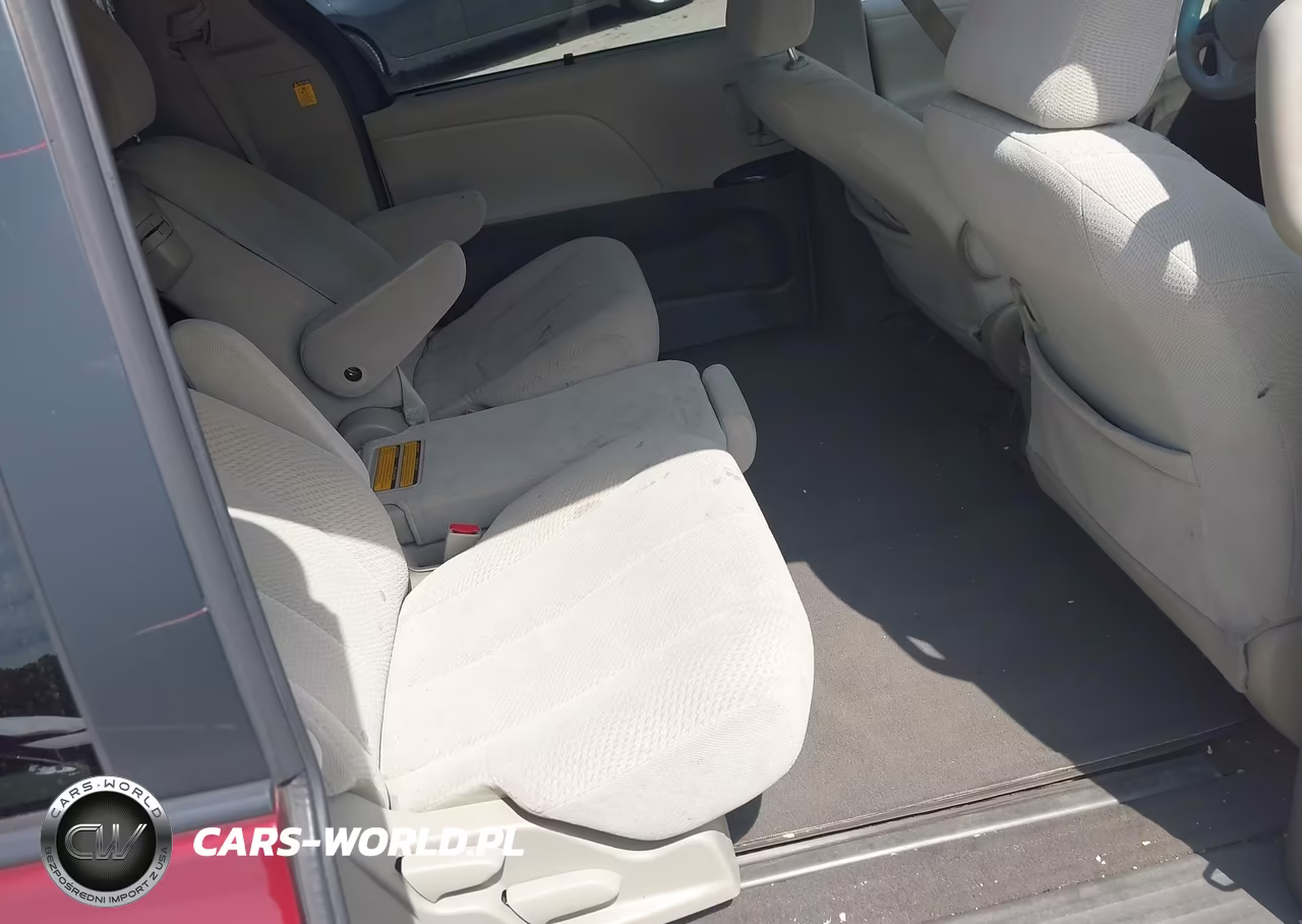 2012 Toyota Sienna Le V6 8 Passenger VIN:5TDKK3DC9CS198040 - 8
