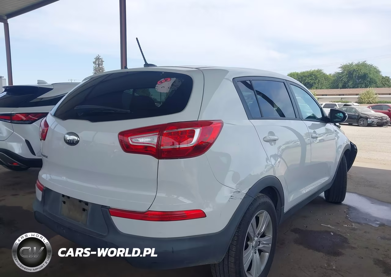 2013 Kia Sportage Lx VIN:KNDPBCA23D7463046 - 4