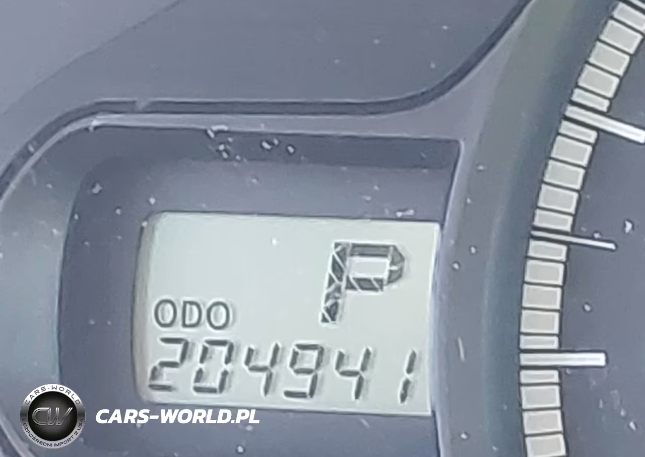 2011 Toyota Sienna Le VIN:5TDJK3DC6BS004087 - 15