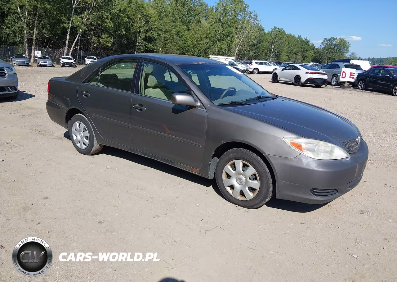 2003 Toyota Camry Le VIN:4T1BE32K33U645728 - 1
