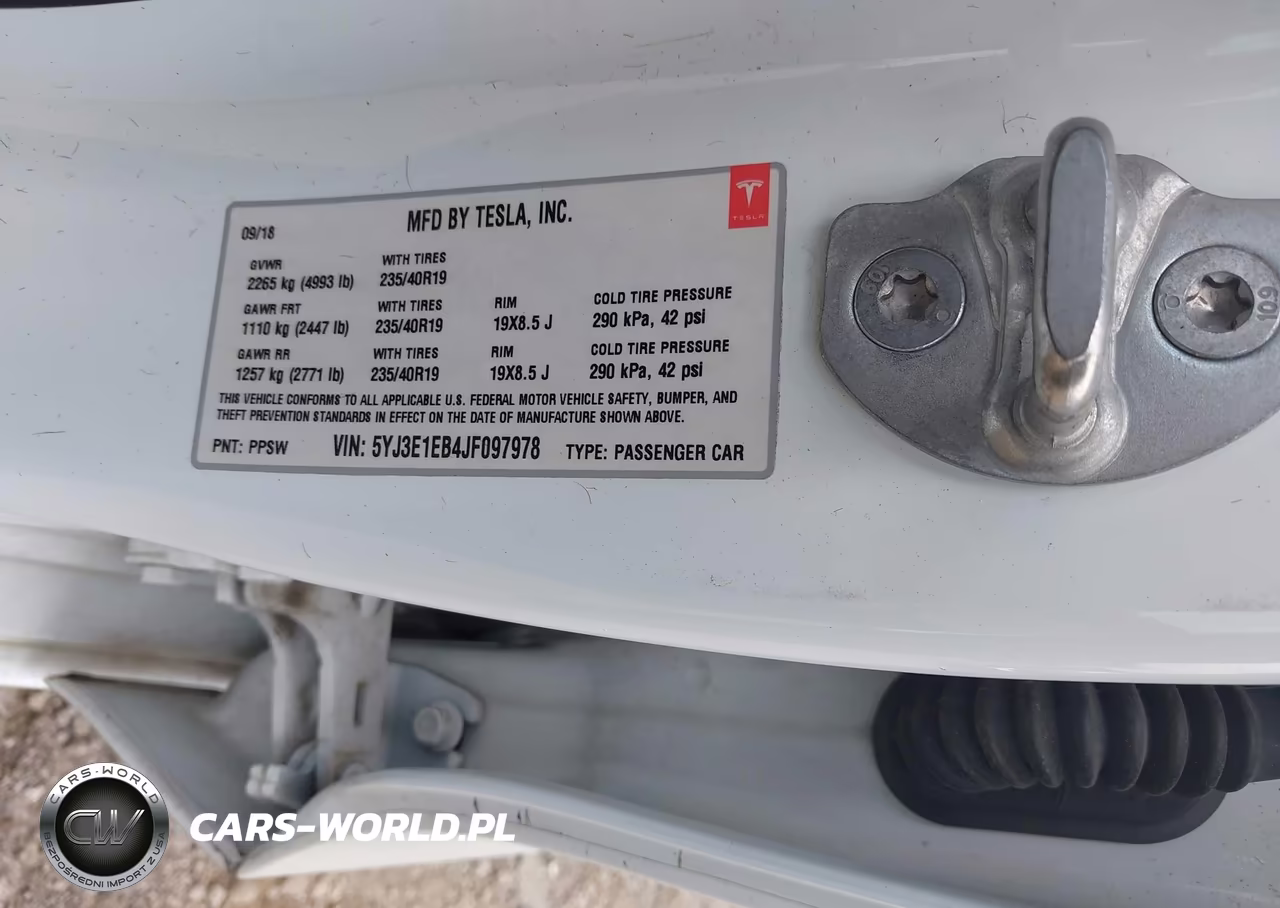 2018 Tesla Model 3 Long Range-Performance VIN:5YJ3E1EB4JF097978 - 9
