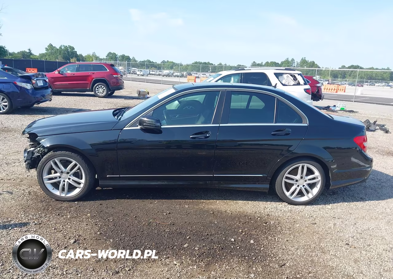 2014 Mercedes-Benz C 250 Sport VIN:WDDGF4HB3EG243994 - 15