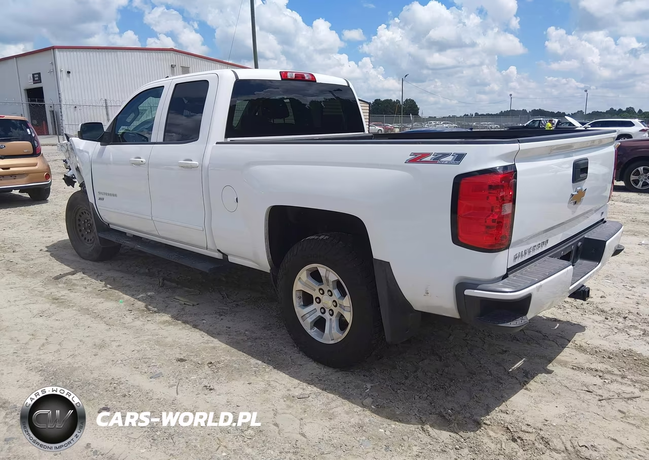 2017 Chevrolet Silverado 1500 2Lt VIN:1GCVKREC3HZ318919 - 3
