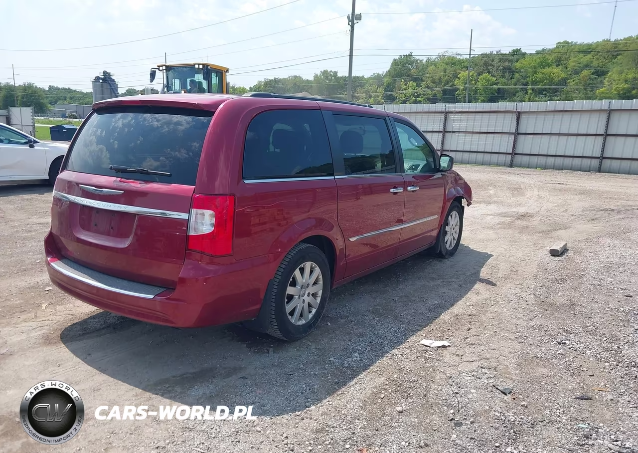 2015 Chrysler Town & Country Touring VIN:2C4RC1BG4FR656764 - 4