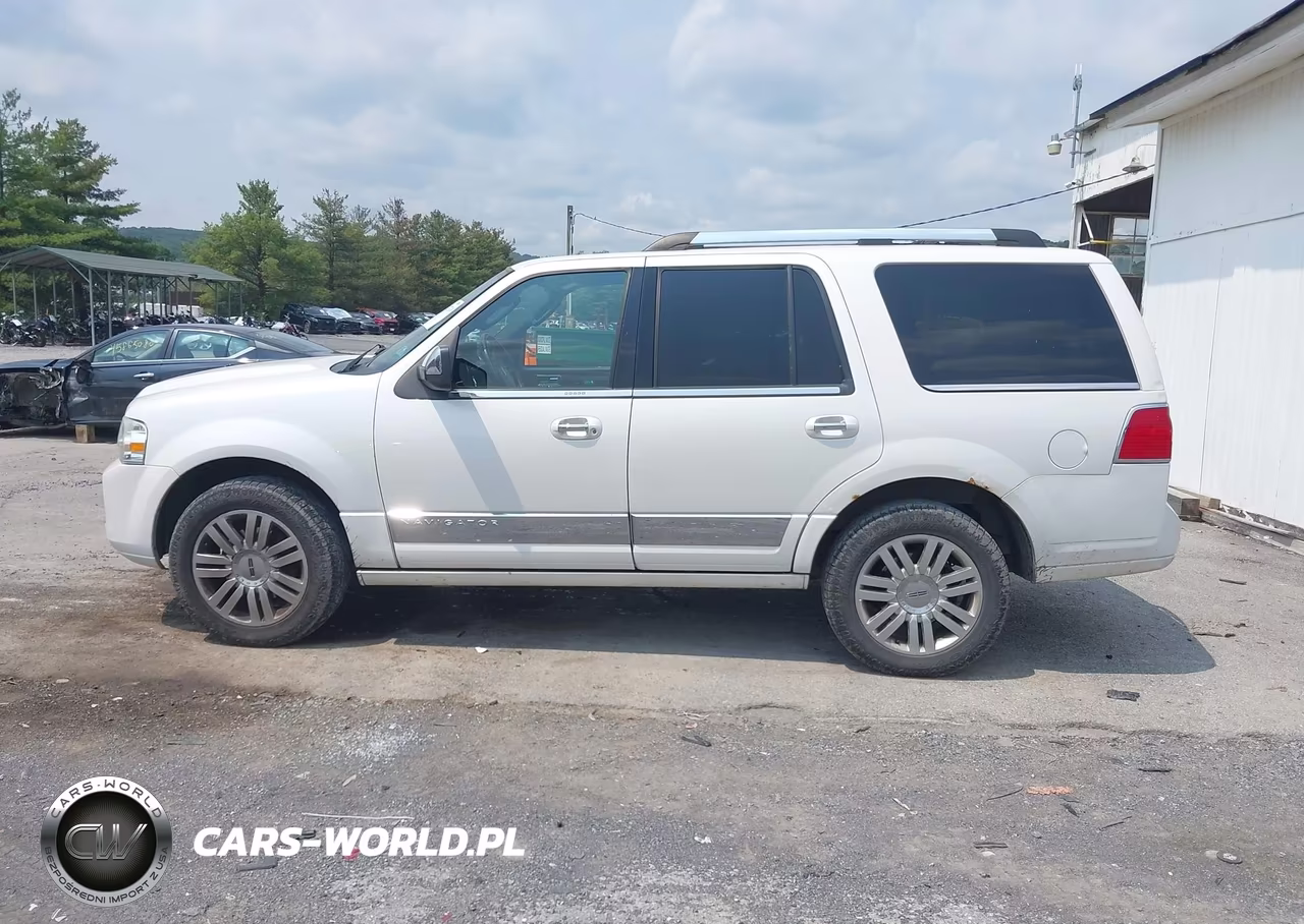 2011 Lincoln Navigator VIN:5LMJJ2J5XBEJ00466 - 15
