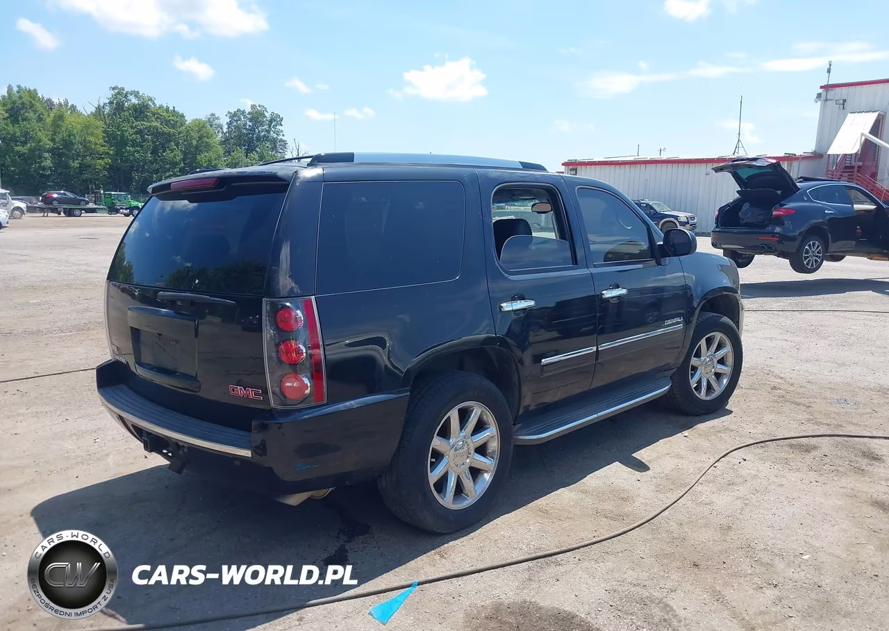 2011 GMC Yukon Denali VIN:1GKS1EEF2BR377674 - 4