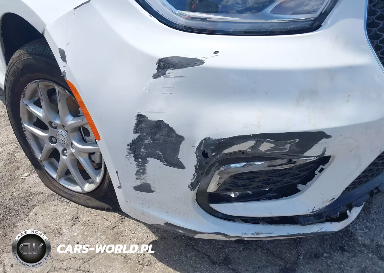 2026 Chrysler Pacifica Select VIN:2C4RC1BG0TR229626 - 17