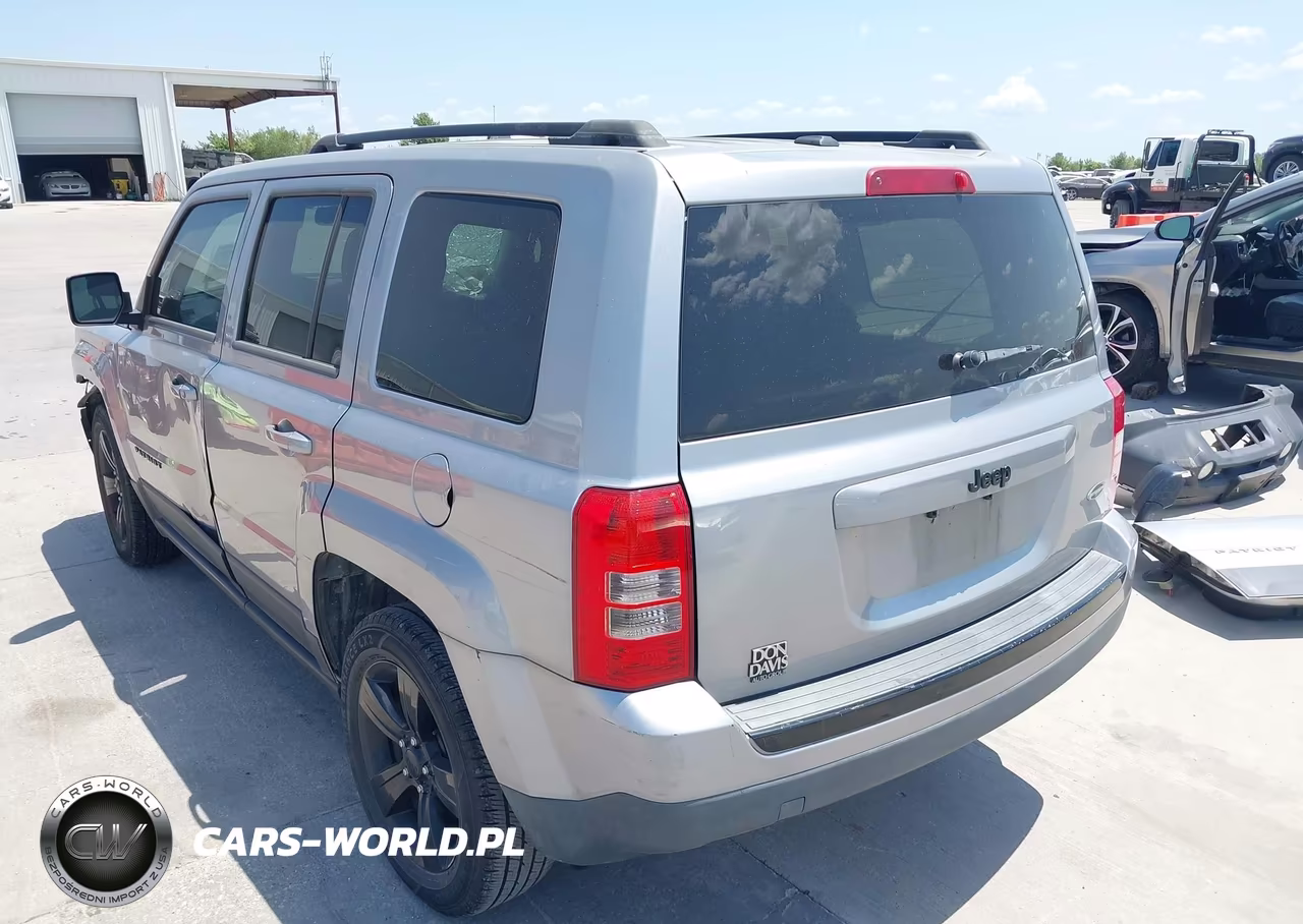 2015 Jeep Patriot Altitude Edition VIN:1C4NJPBA1FD398516 - 3