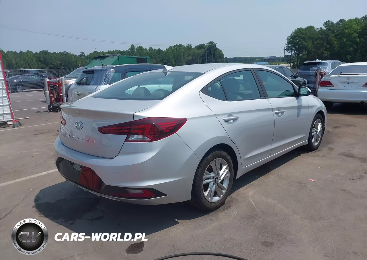 2019 Hyundai Elantra Sel VIN:KMHD84LFXKU768979 - 4
