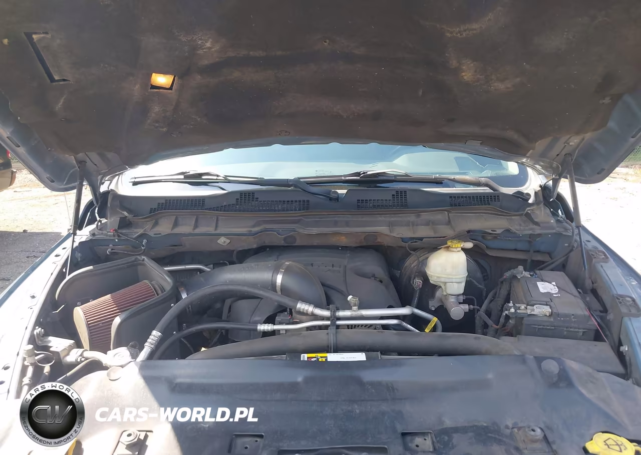 2015 Ram 1500 Sport VIN:1C6RR7MT3FS736039 - 10