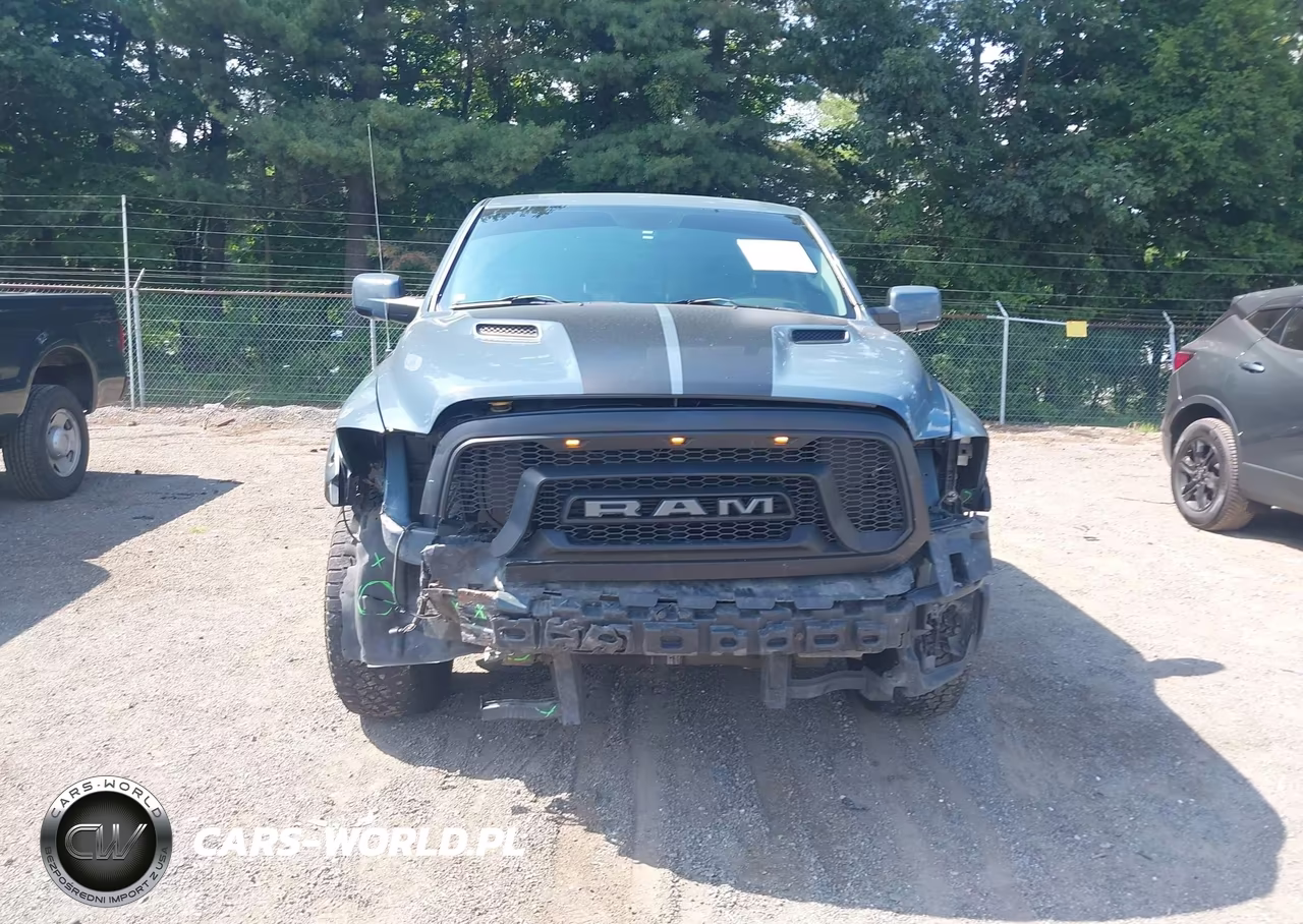 2015 Ram 1500 Sport VIN:1C6RR7MT3FS736039 - 13