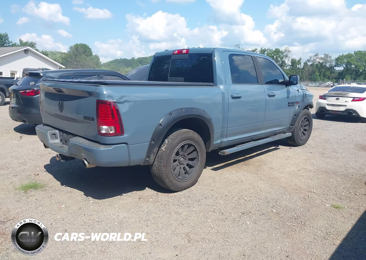 2015 Ram 1500 Sport VIN:1C6RR7MT3FS736039 - 4