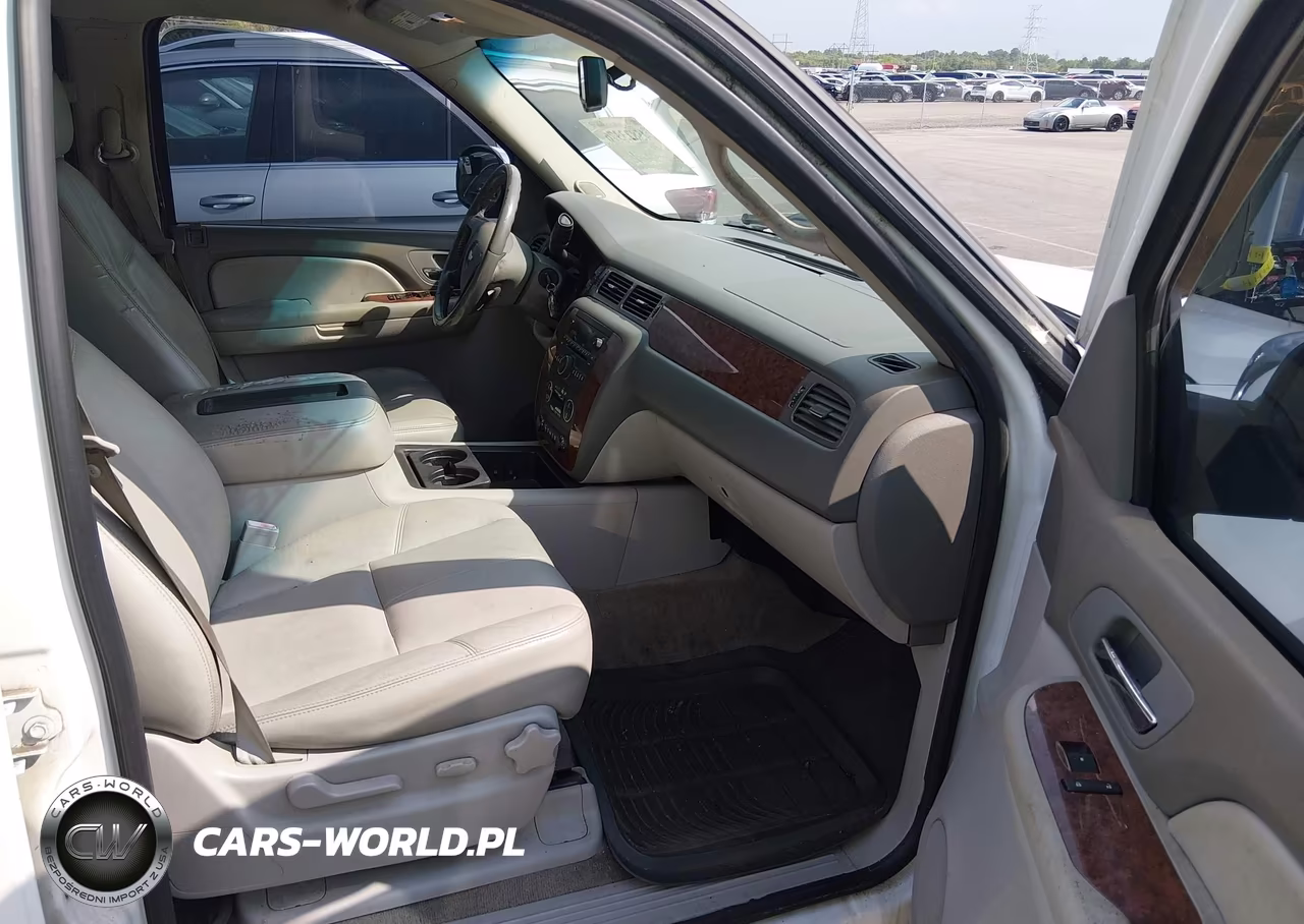 2009 Chevrolet Suburban 1500 Lt2 VIN:1GNFC26039R300698 - 5
