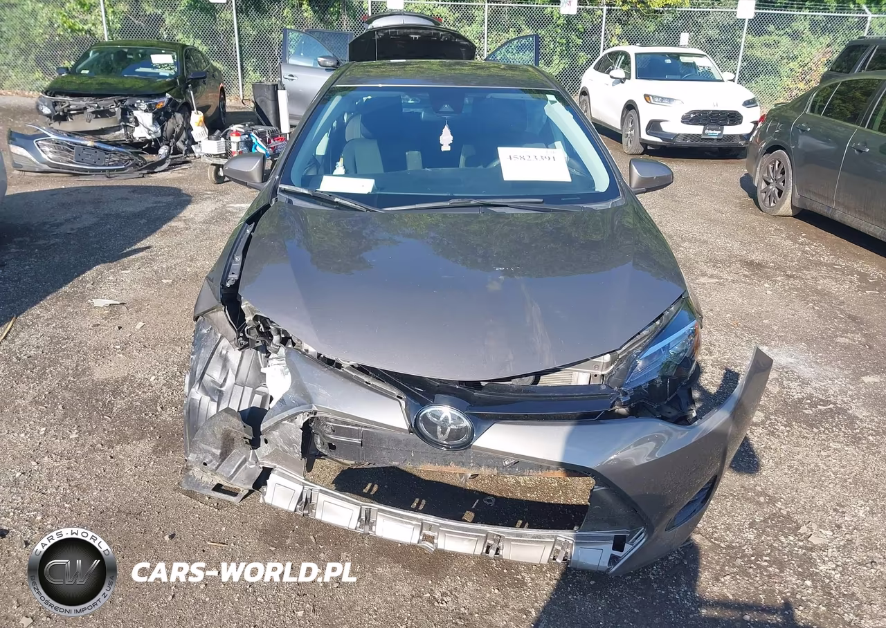 2017 Toyota Corolla Le VIN:2T1BURHE3HC938691 - 12