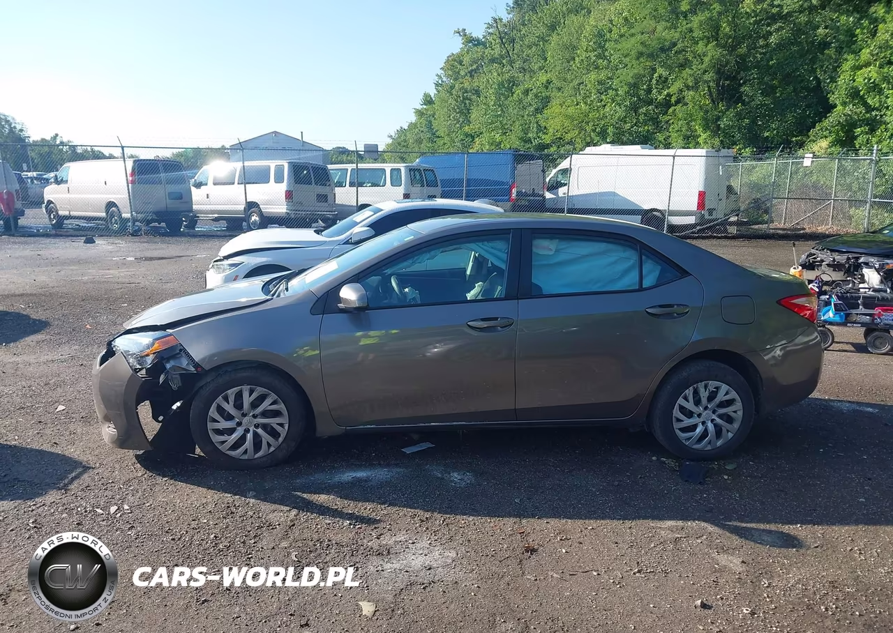 2017 Toyota Corolla Le VIN:2T1BURHE3HC938691 - 14