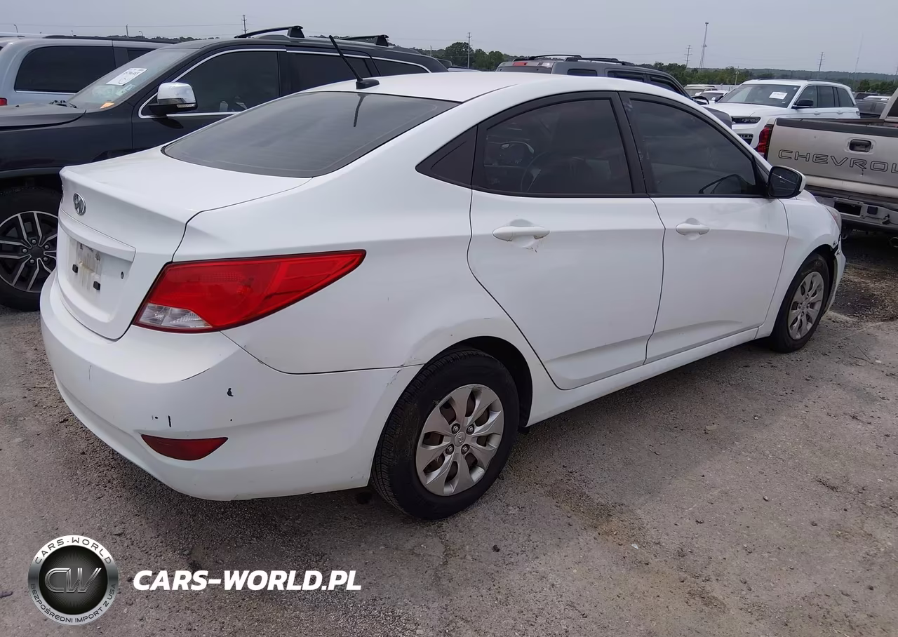 2015 Hyundai Accent Gls VIN:KMHCT4AE1FU899275 - 4