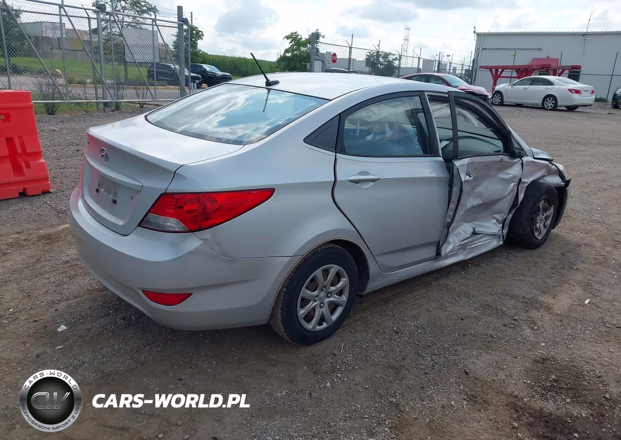 2012 Hyundai Accent Gls VIN:KMHCT4AE9CU244180 - 4