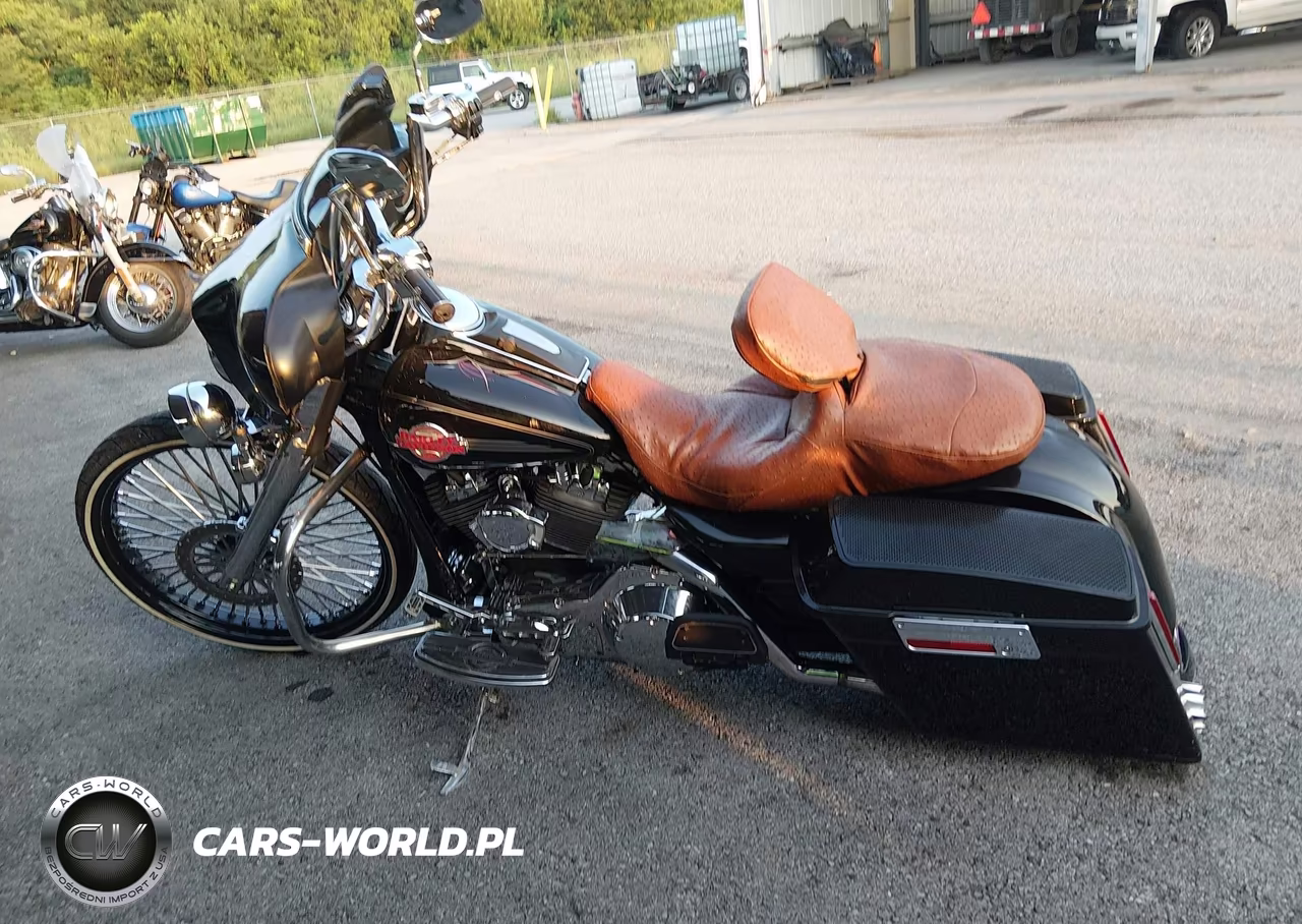 2005 Harley-Davidson Flhtcui VIN:1HD1FCW165Y604616 - 13