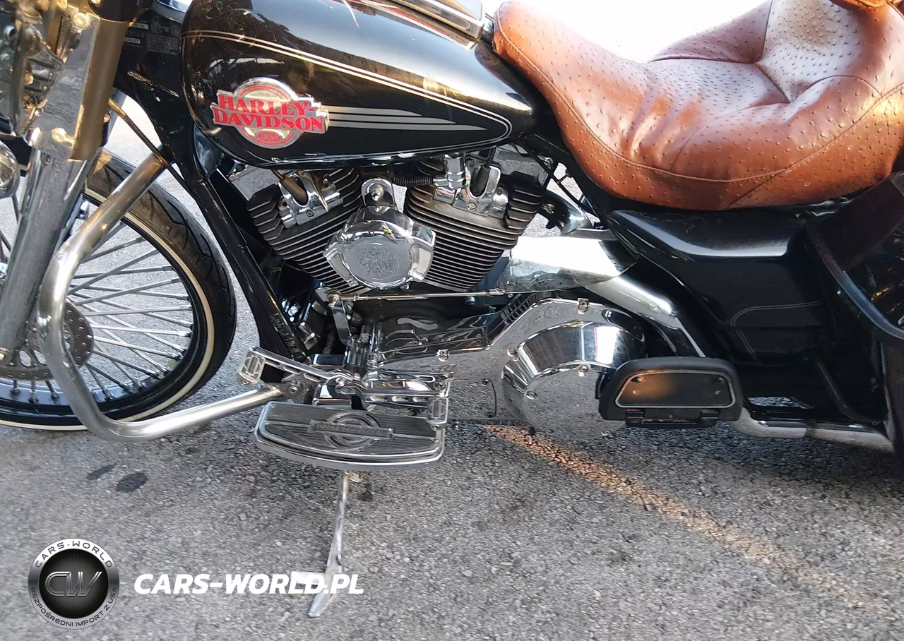 2005 Harley-Davidson Flhtcui VIN:1HD1FCW165Y604616 - 9