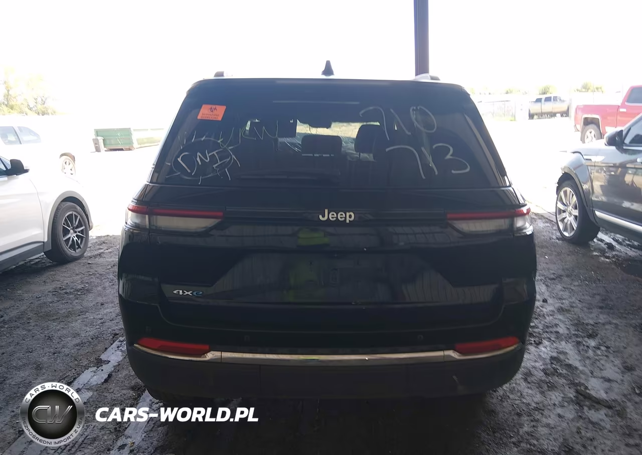 2025 Jeep Grand Cherokee 4Xe VIN:1C4RJYB69S8693076 - 15