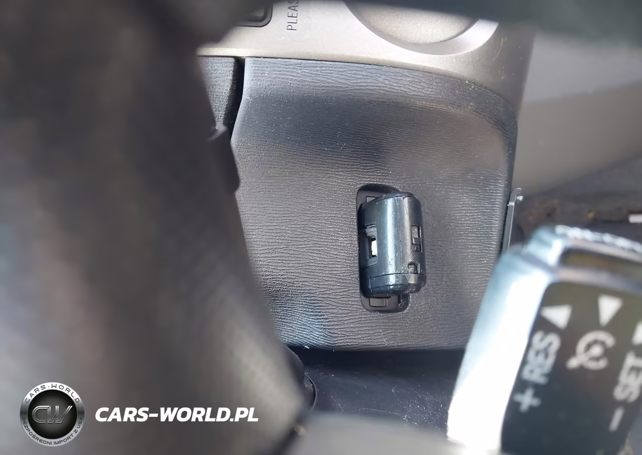 2008 Toyota Prius VIN:JTDKB20U483417343 - 11
