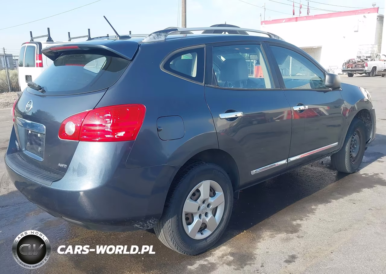 2014 Nissan Rogue Select S VIN:JN8AS5MV6EW711549 - 4