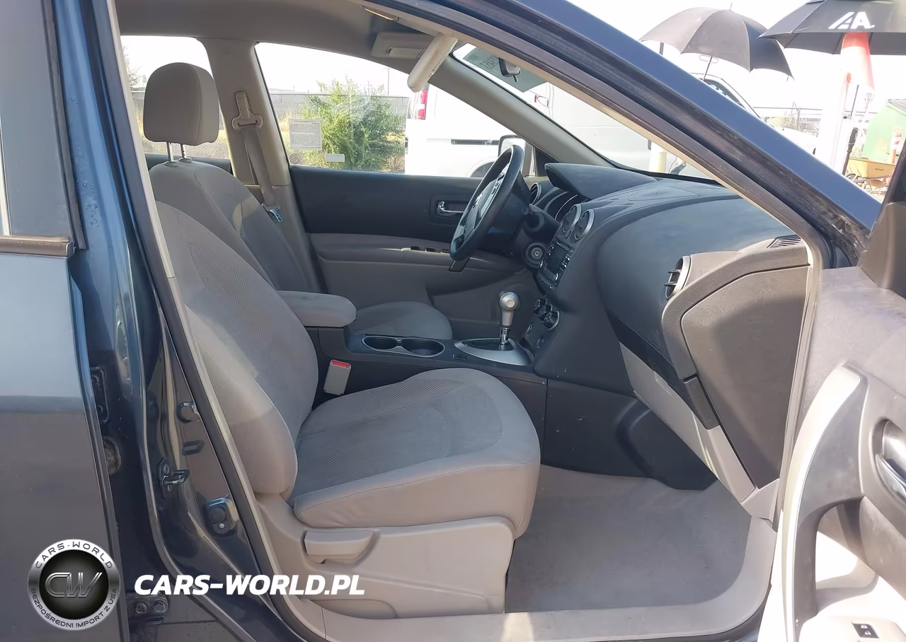 2014 Nissan Rogue Select S VIN:JN8AS5MV6EW711549 - 5