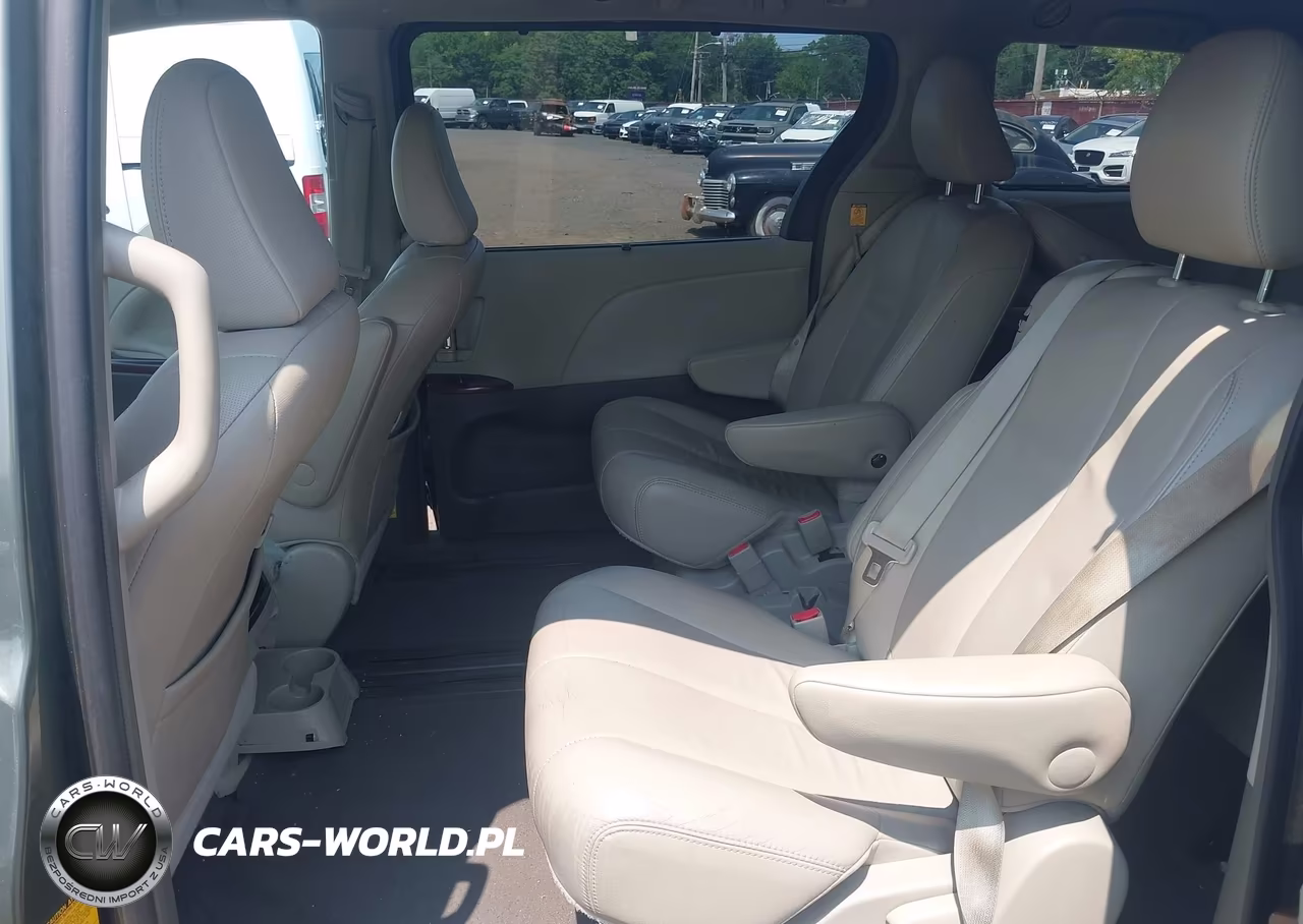 2013 Toyota Sienna Xle V6 8 Passenger VIN:5TDYK3DC5DS373573 - 8