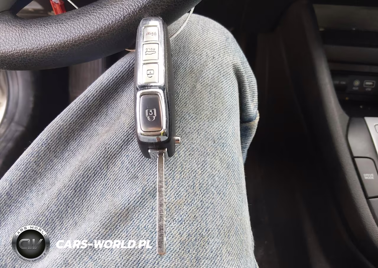 2020 Kia Forte Lxs VIN:3KPF24AD7LE183096 - 11