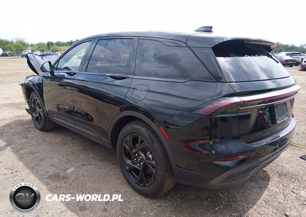 2025 Lincoln Nautilus Premiere VIN:5LMPJ8JA6SJ916365 - 3