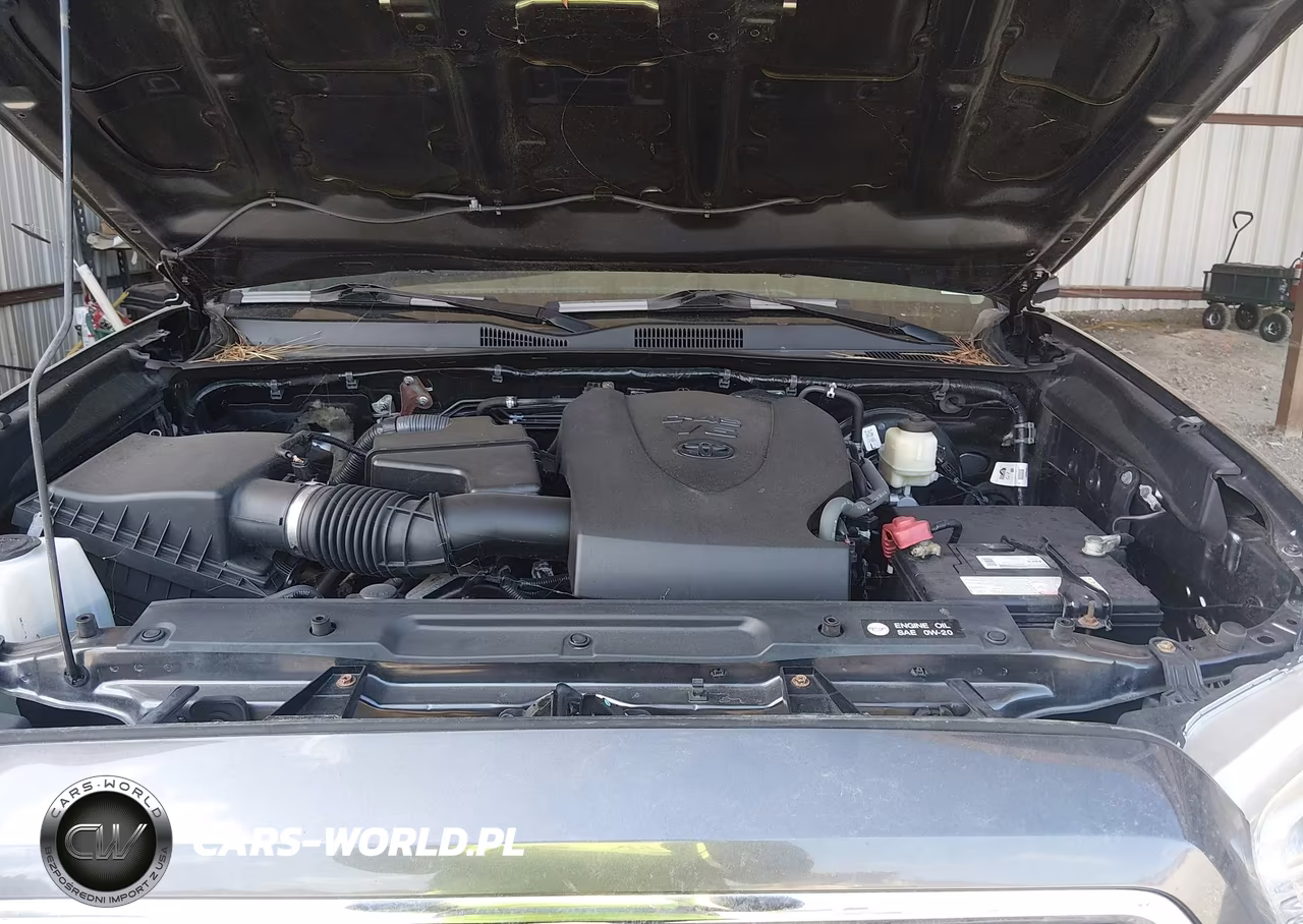 2017 Toyota Tacoma Sr5 V6 VIN:3TMCZ5AN8HM099301 - 10