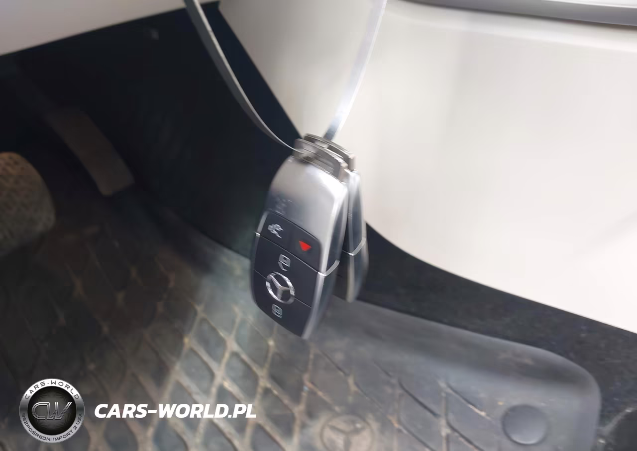 2020 Mercedes-Benz Glb 250 4Matic VIN:W1N4M4HB4LW030048 - 11