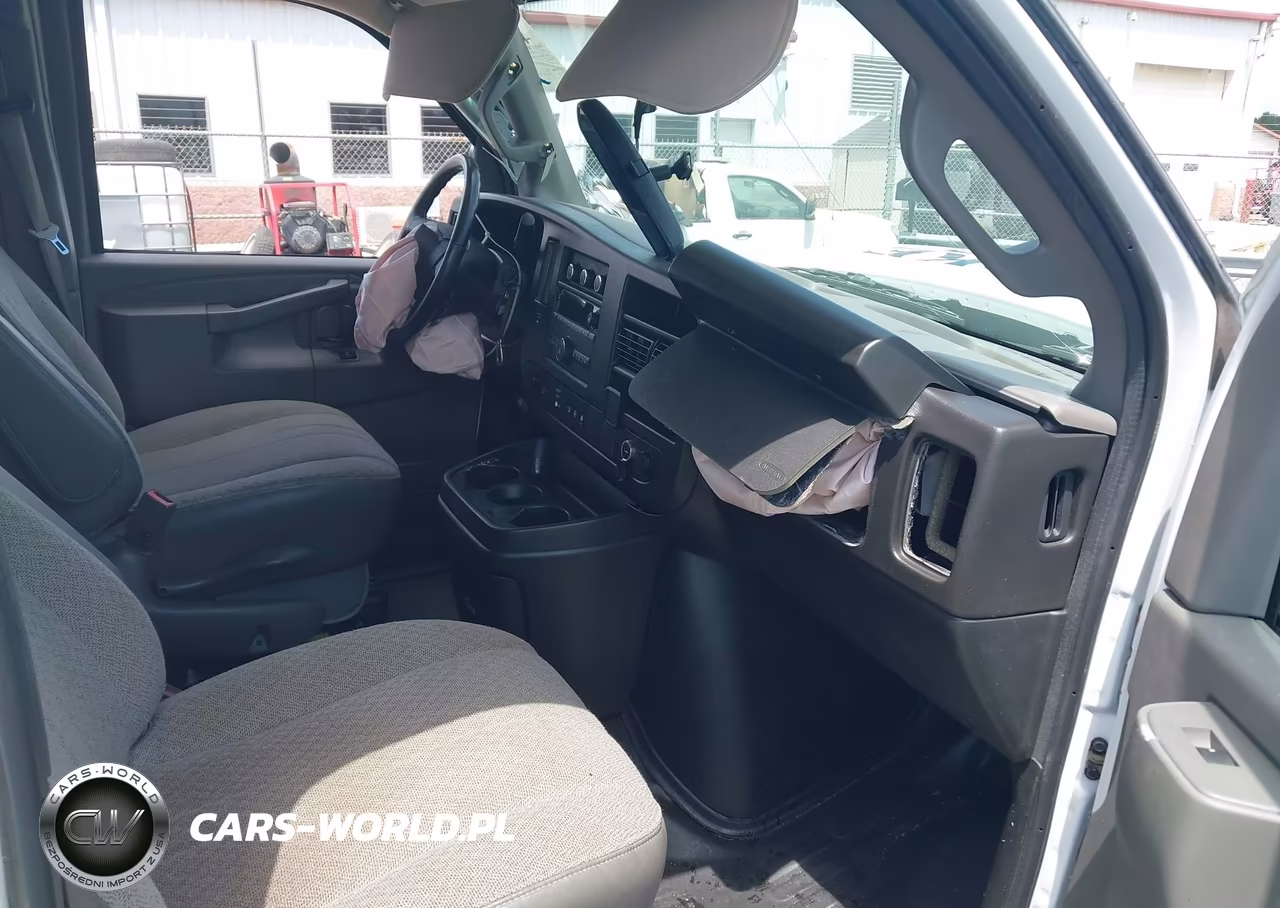 2023 Chevrolet Express Cargo Rwd 2500 Regular Wheelbase Wt VIN:1GCWGAFPXP1165820 - 5
