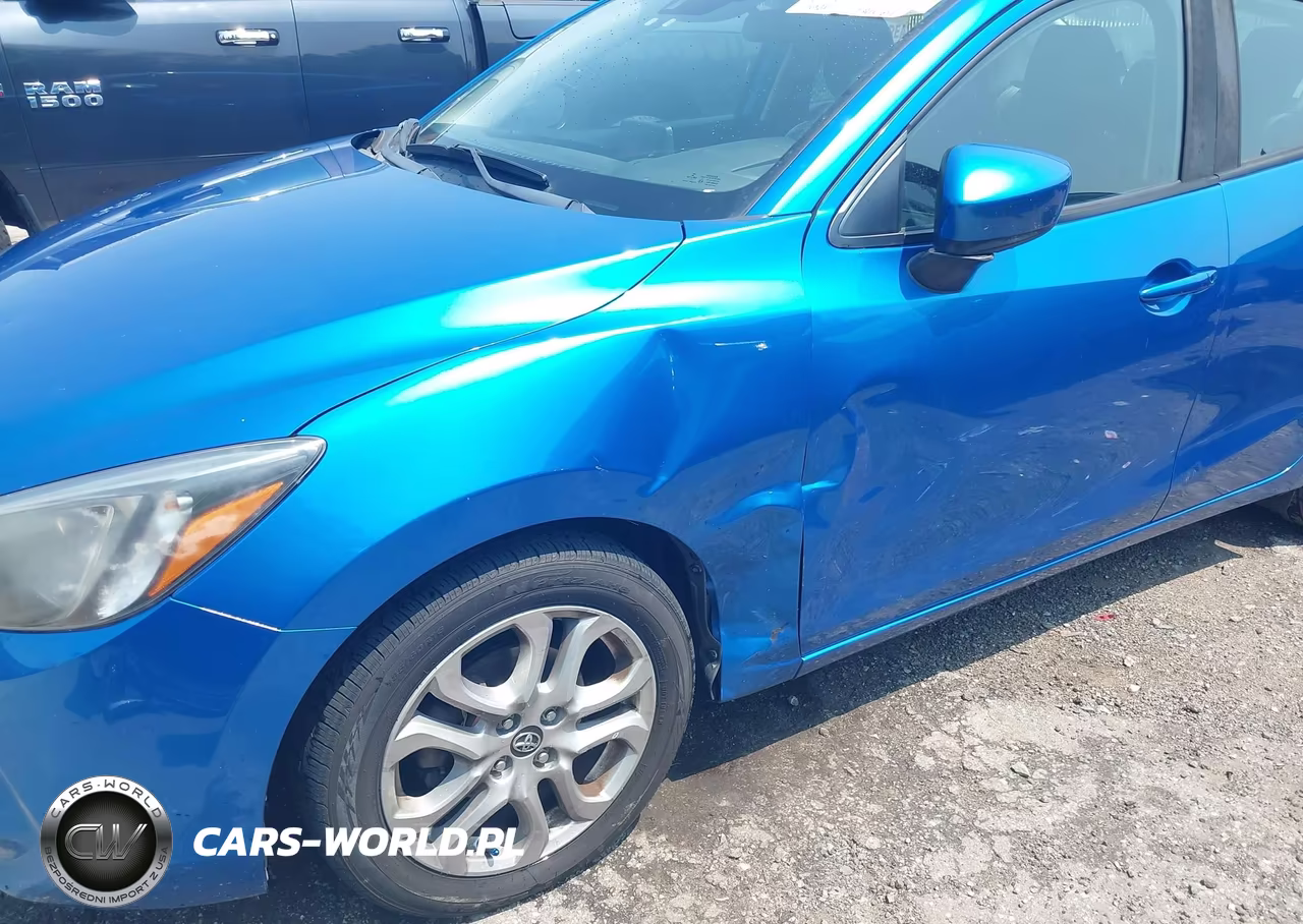 2018 Toyota Yaris Ia VIN:3MYDLBYVXJY310895 - 18