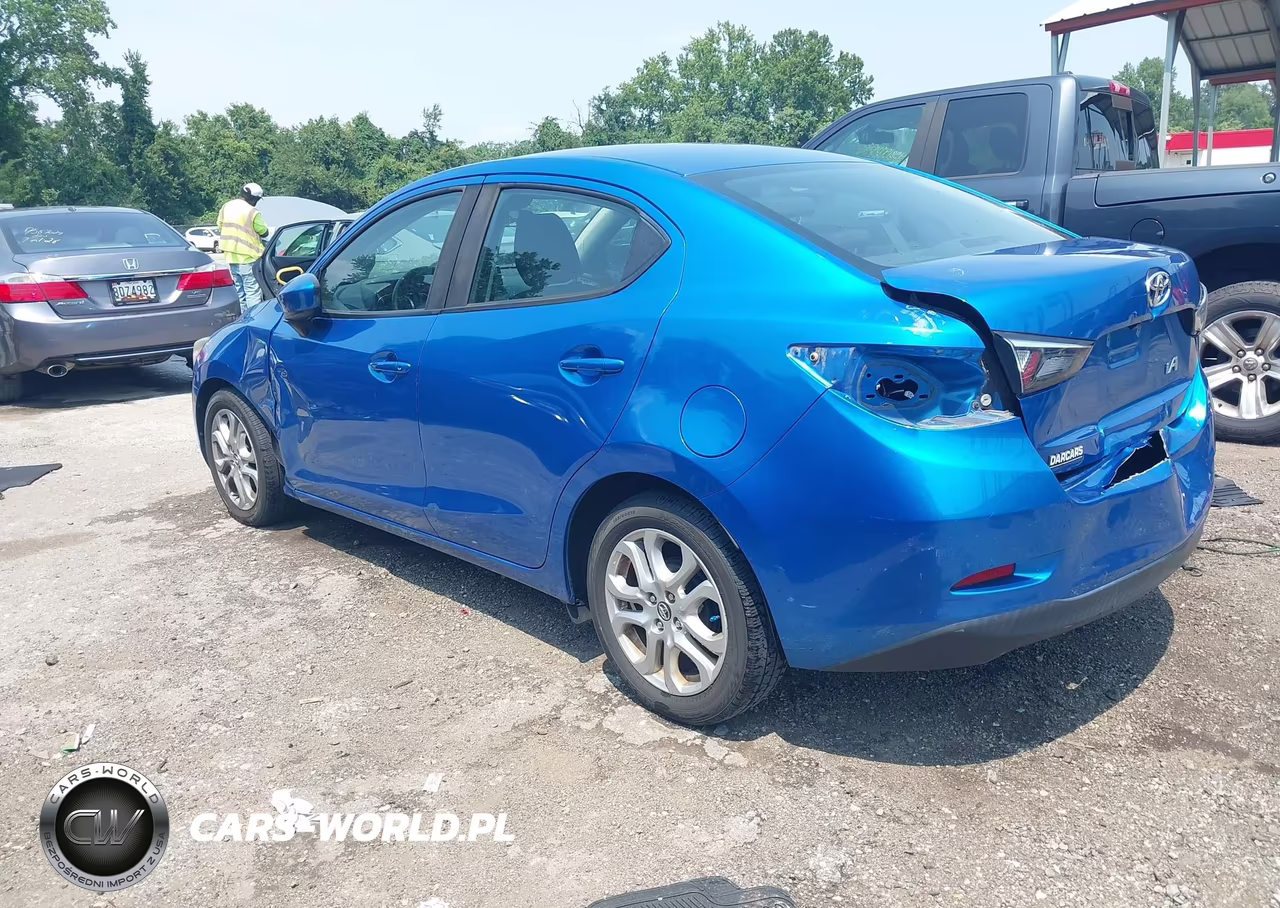 2018 Toyota Yaris Ia VIN:3MYDLBYVXJY310895 - 3