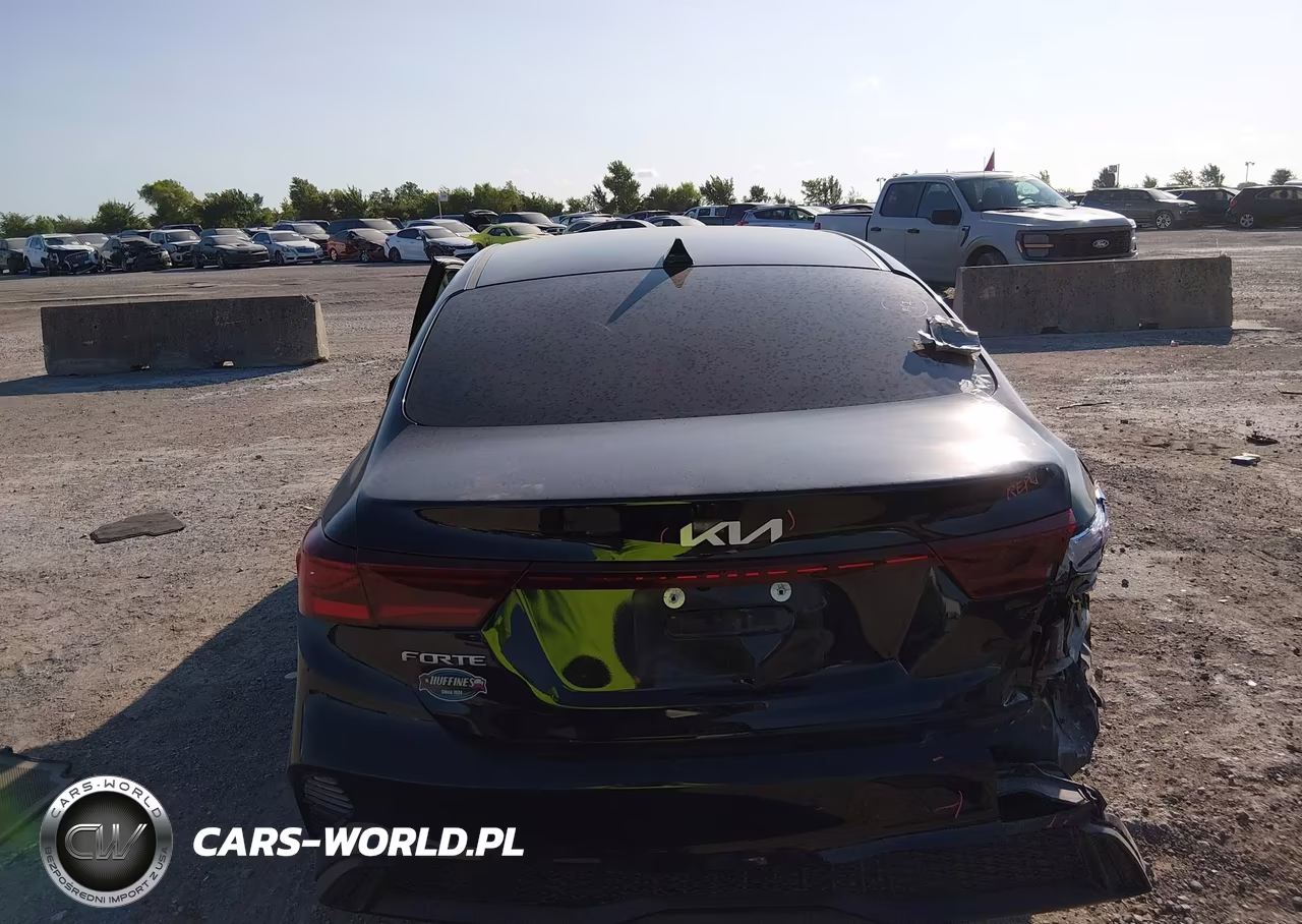 2024 Kia Forte Lxs VIN:3KPF24AD8RE838052 - 16