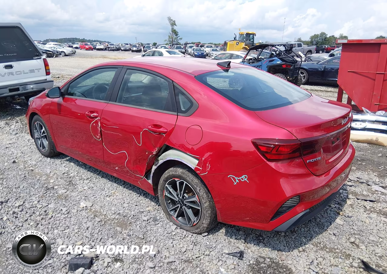 2022 Kia Forte Lxs VIN:3KPF24AD3NE430813 - 3