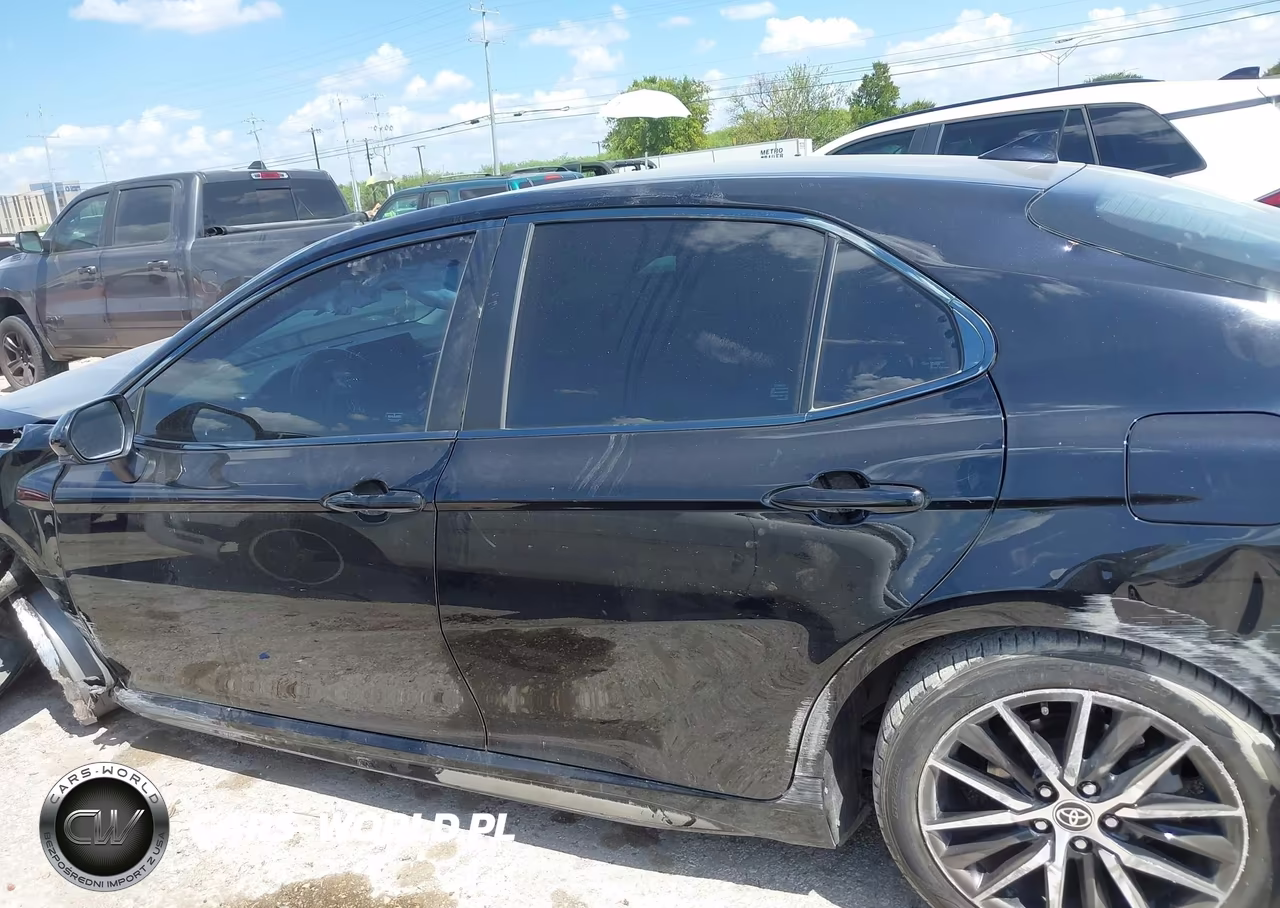 2021 Toyota Camry Se VIN:4T1G11AKXMU513882 - 15