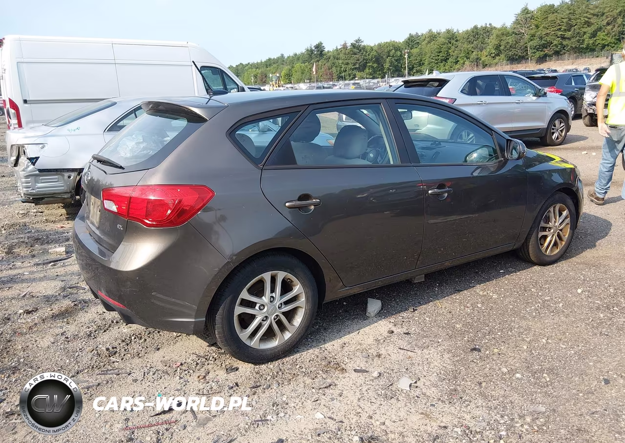 2011 Kia Forte Ex VIN:KNAFU5A24B5333378 - 4