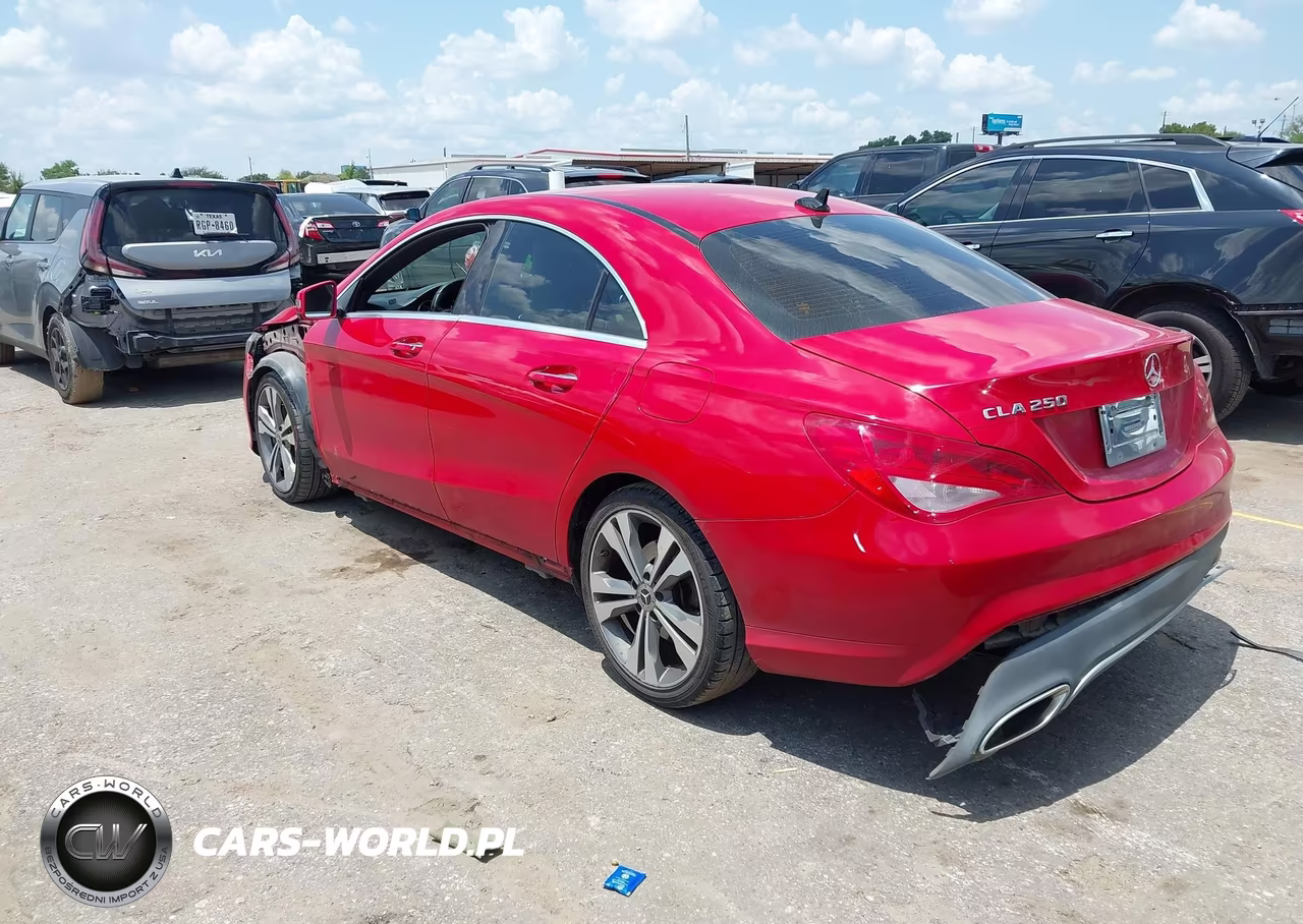 2018 Mercedes-Benz Cla 250 VIN:WDDSJ4EB8JN688735 - 3
