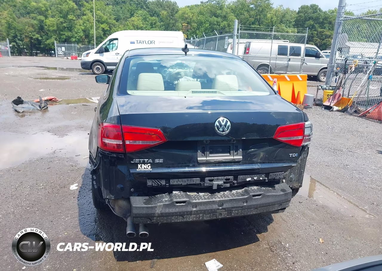 2015 Volkswagen Jetta 2.0L Tdi Se VIN:3VWLA7AJ5FM325403 - 16