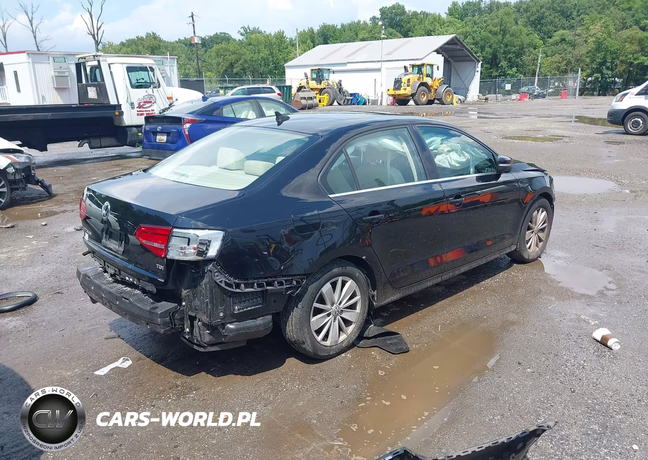 2015 Volkswagen Jetta 2.0L Tdi Se VIN:3VWLA7AJ5FM325403 - 4