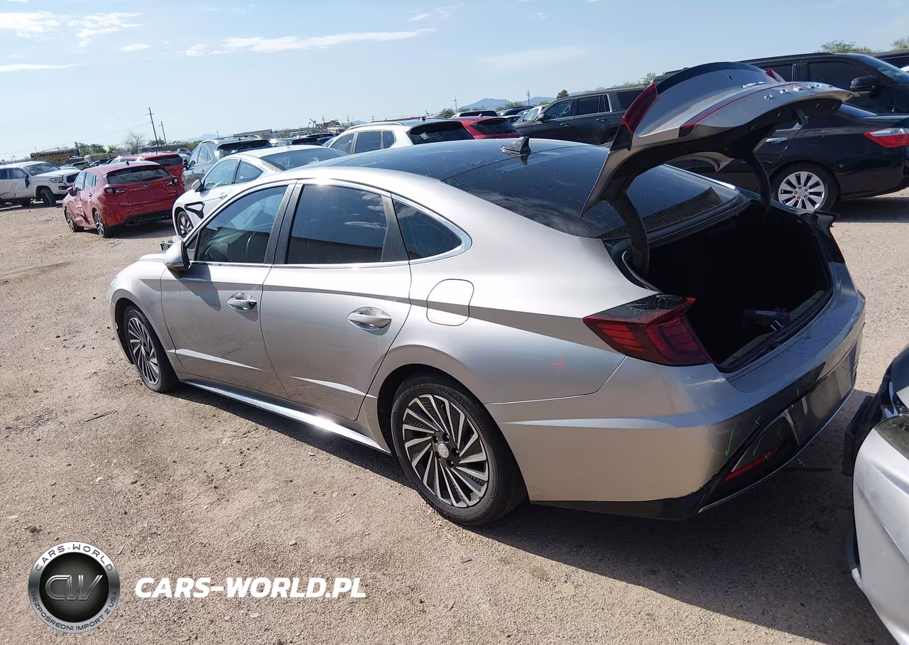 2021 Hyundai Sonata Limited VIN:KMHL54JJ9MA036617 - 3