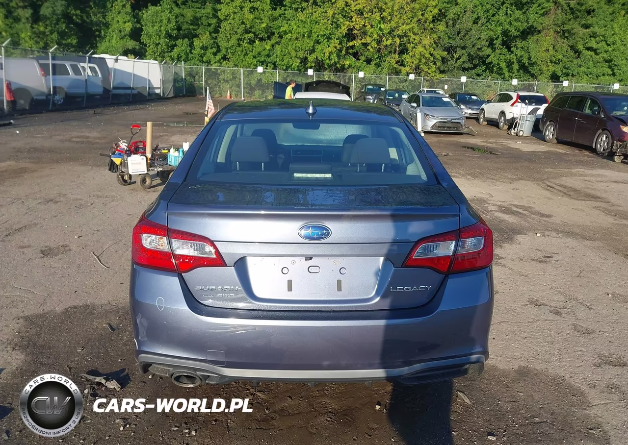 2018 Subaru Legacy 2.5I Premium VIN:4S3BNAH61J3018399 - 17
