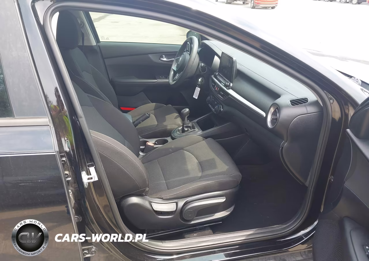 2019 Kia Forte Fe VIN:3KPF24AD8KE011934 - 5