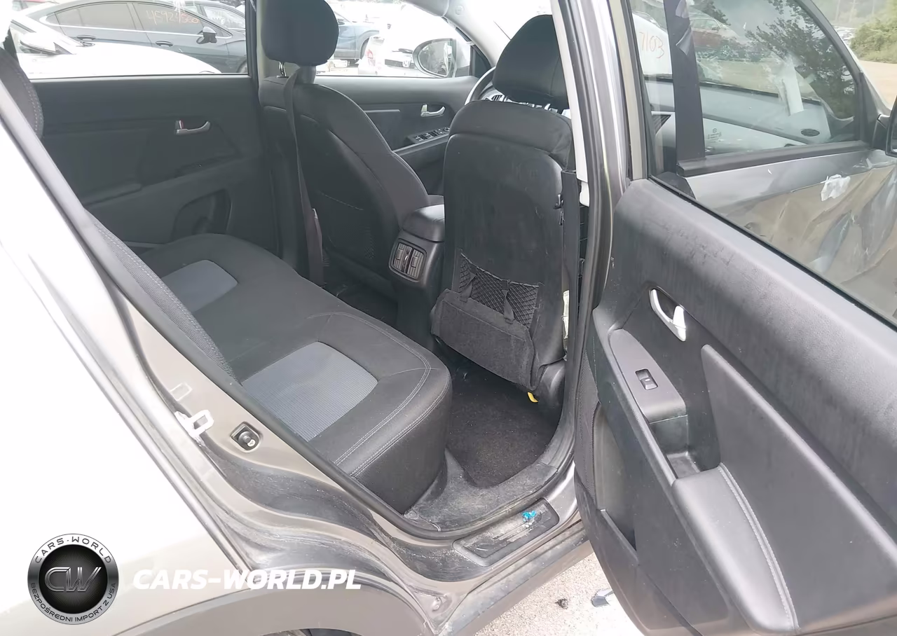 2016 Kia Sportage Lx VIN:KNDPBCACXG7838606 - 8
