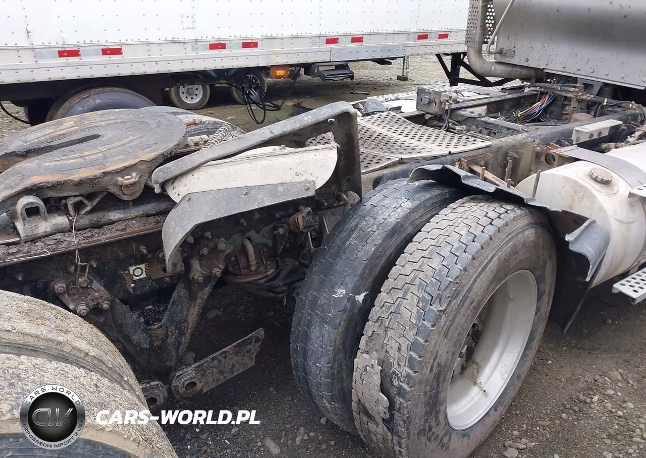 2018 Kenworth W900 VIN:1XKWD40X5JJ219958 - 14