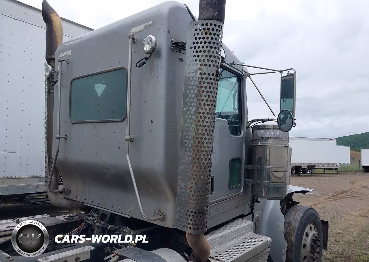 2018 Kenworth W900 VIN:1XKWD40X5JJ219958 - 17