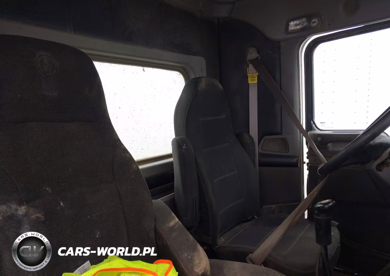 2018 Kenworth W900 VIN:1XKWD40X5JJ219958 - 6