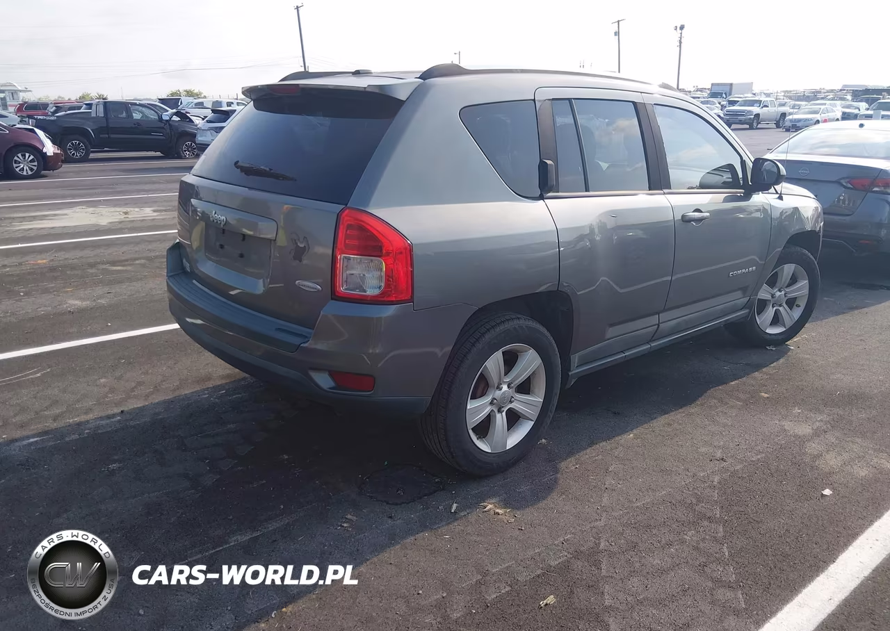 2011 Jeep Compass VIN:1J4NT1FA9BD236428 - 4